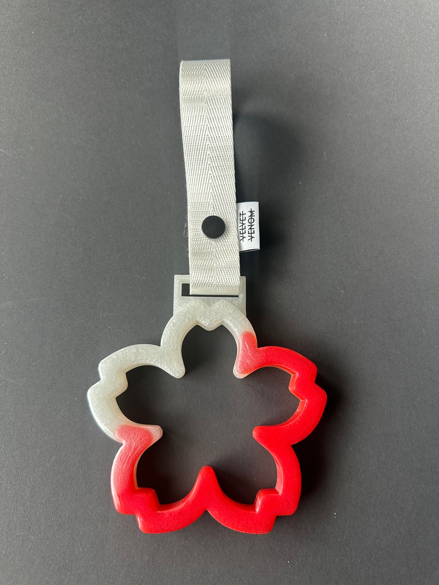 Sakura Tsurikawa White/Watermelon Red